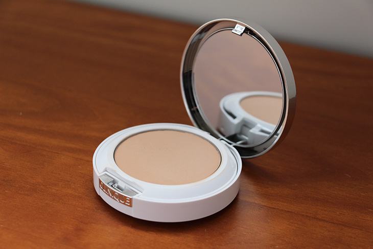 base em pó clinique