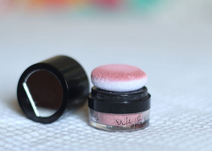 Testei: Blush Puff Vult cor 03