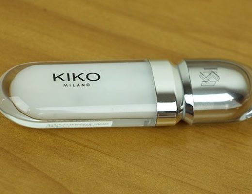 gloss que aumenta os lábios