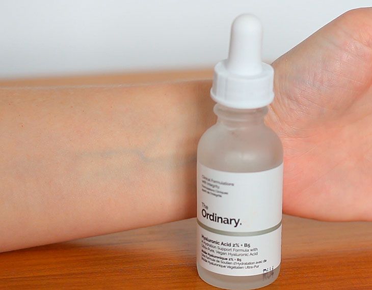 3 hidratantes faciais para usar no inverno na pele oleosa