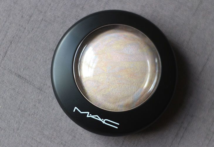 #PodreDeChique: Pó iluminador Lightscapade MAC