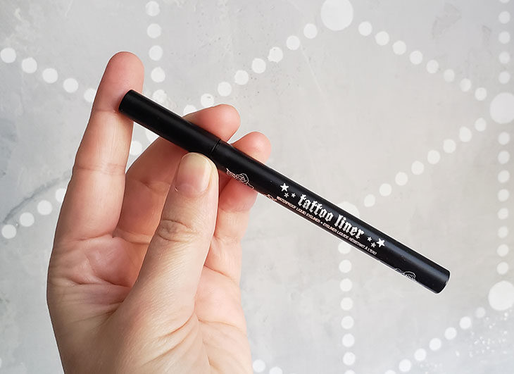 Testei: delineador Tattoo Liner Kat Von D