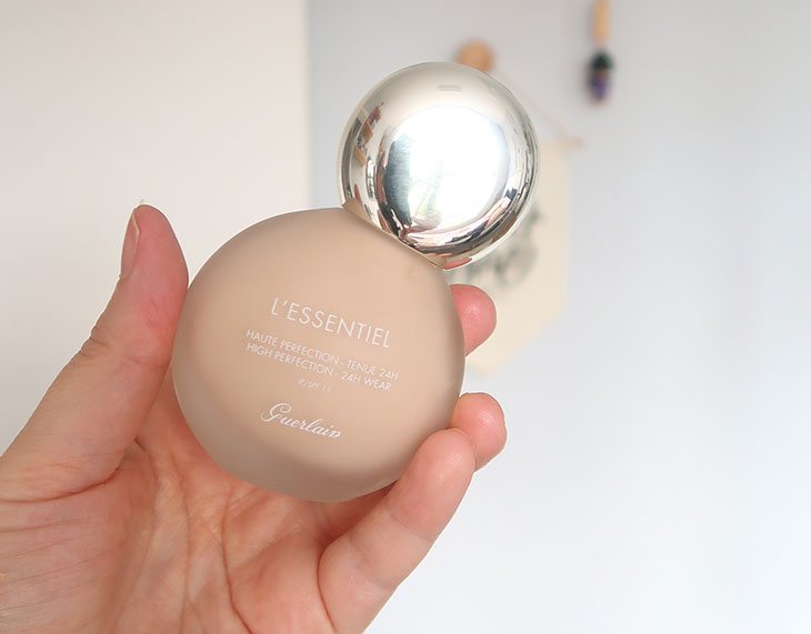 Wikipedia da pele oleosa: Base L?Essentiel Matte Guerlain