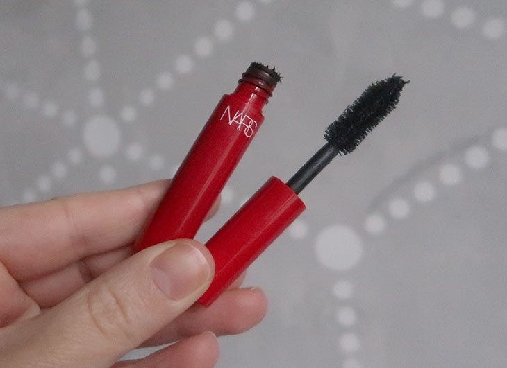 máscara de cílios Climax da Nars